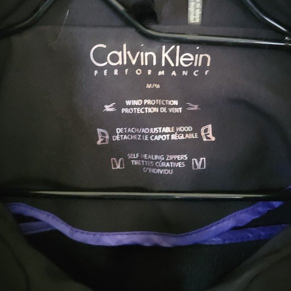 Calvin Klein Performance Jacket Black Size Medium Purple Trim - Picture 2 of 8